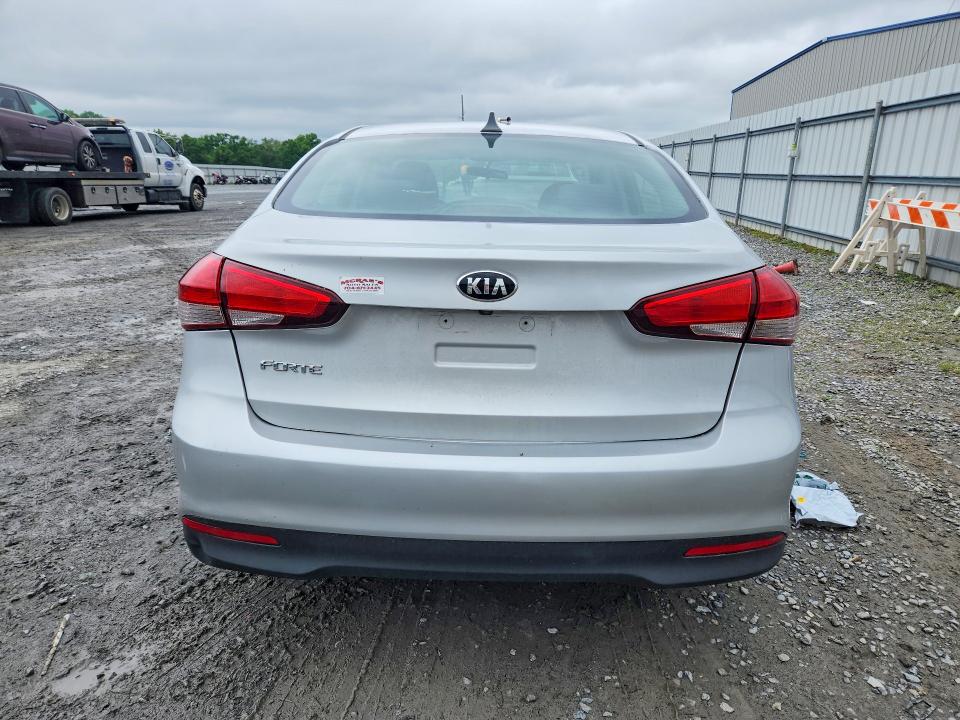 51654976 :رقم المزاد ، 3KPFL4A72HE145967 vin ، 2017 Kia Forte مزاد بيع