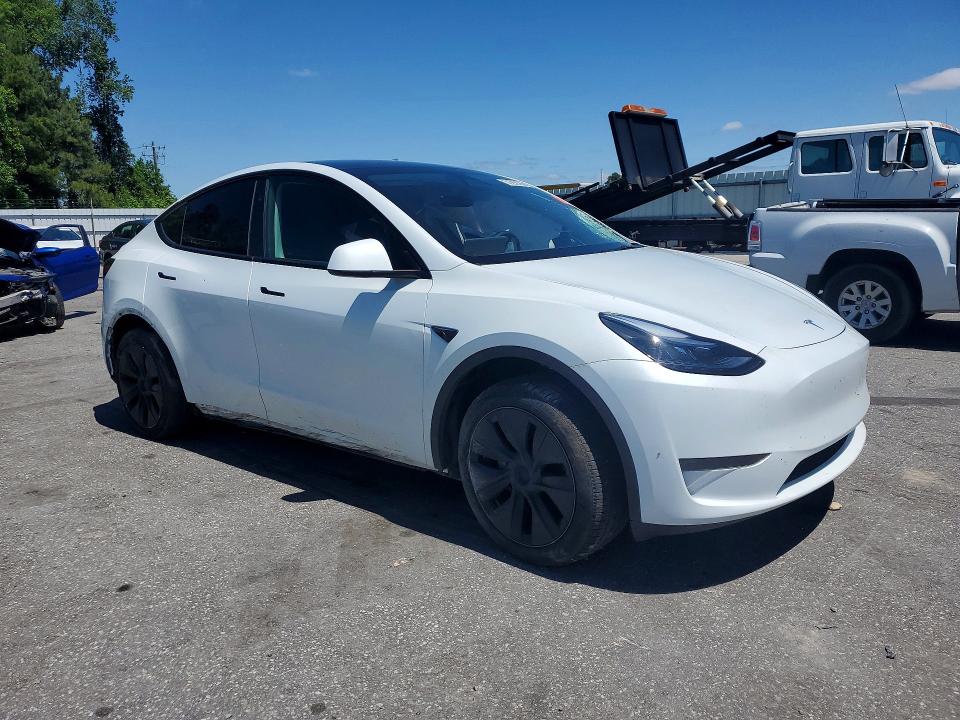 2025 Tesla Model Y მანქანა იყიდება აუქციონზე, vin: 7SAYGDED0SA345132, აუქციონის ნომერი: 51259266