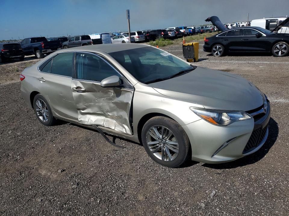 2017 Toyota Camry მანქანა იყიდება აუქციონზე, vin: 4T1BF1FKXHU366067, აუქციონის ნომერი: 50704996