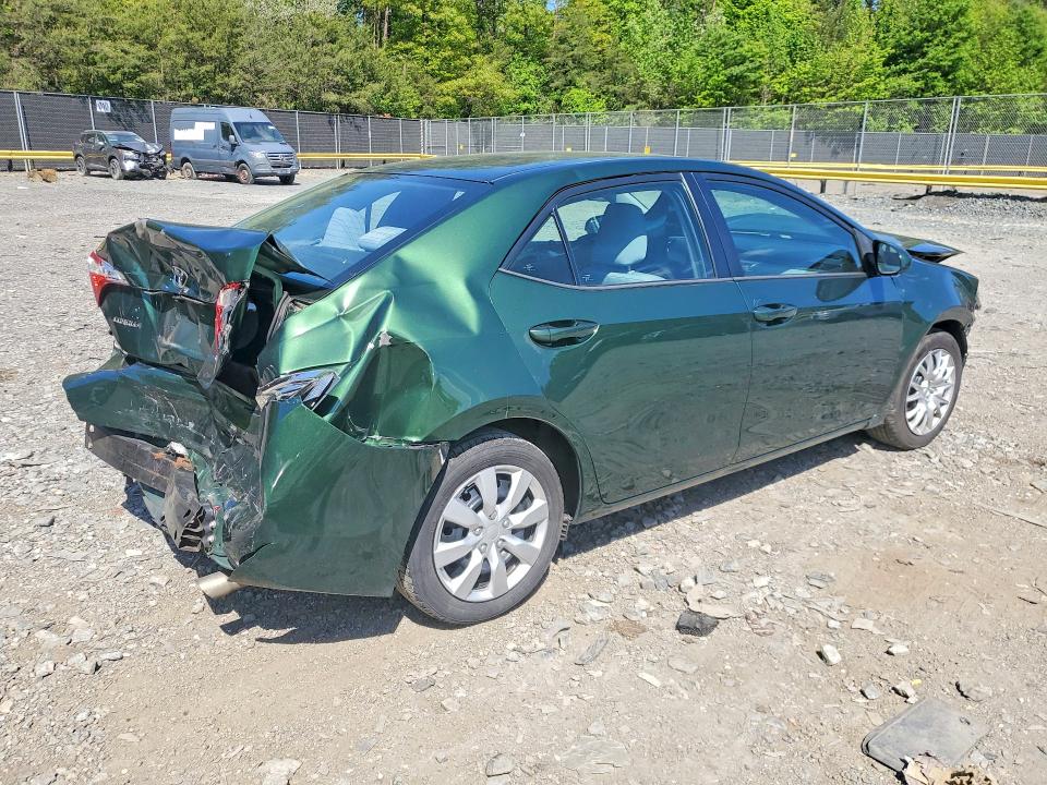 51467566 :رقم المزاد ، 2T1BURHE2FC375405 vin ، 2015 Toyota Corolla Se مزاد بيع