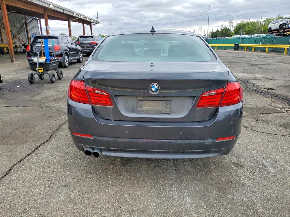 52200296 :رقم المزاد ، WBAXH5C56CDW11334 vin ، 2012 Bmw 528 مزاد بيع
