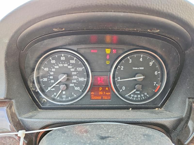49275156 :رقم المزاد ، WBAPK7C58BA970682 vin ، 2011 Bmw 328 مزاد بيع