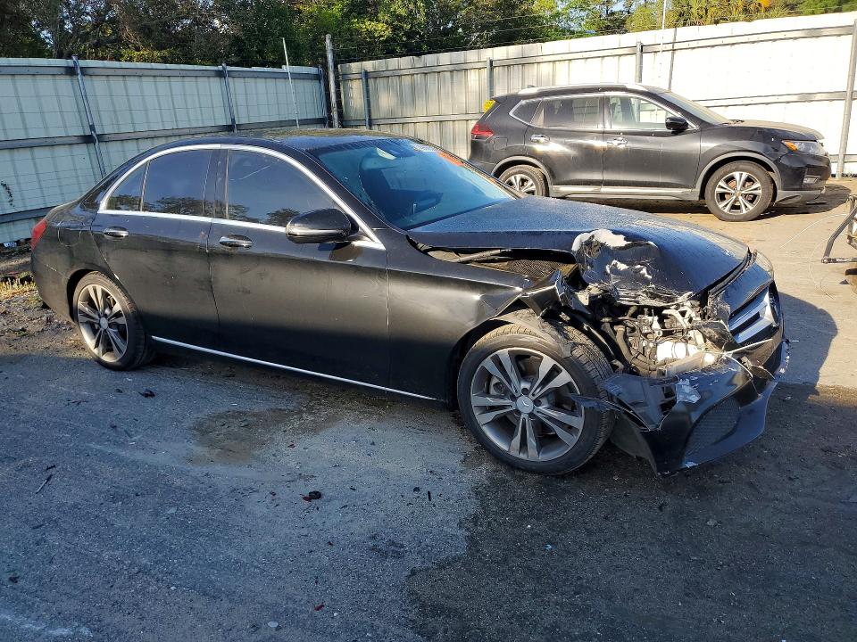 49697576 :رقم المزاد ، 55SWF4JB9GU121359 vin ، 2016 Mercedes-benz C مزاد بيع