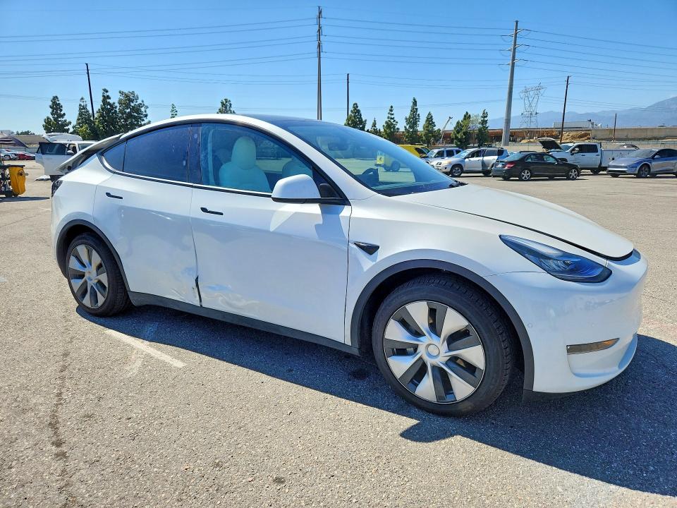 Продаж на аукціоні авто 2022 Tesla Model Y, vin: 7SAYGAEE8NF572311, номер лоту: 48635236