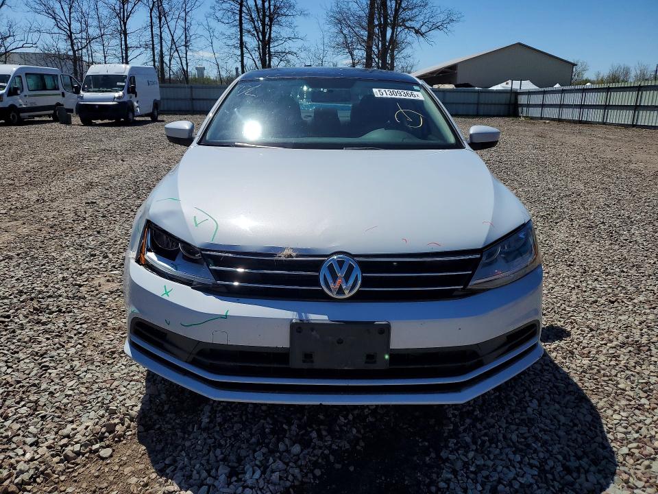 51309366 :رقم المزاد ، 3VW2B7AJ4HM295452 vin ، 2017 Volkswagen Jetta مزاد بيع