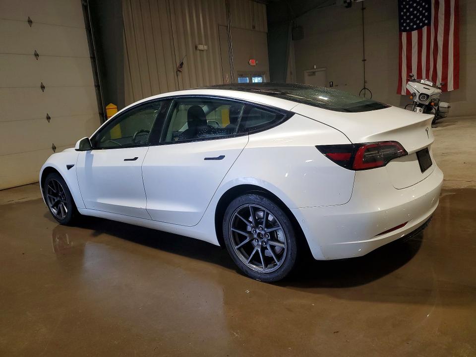 Auction sale of the 2022 Tesla Model 3, vin: 5YJ3E1EA4NF371547, lot number: 51206546
