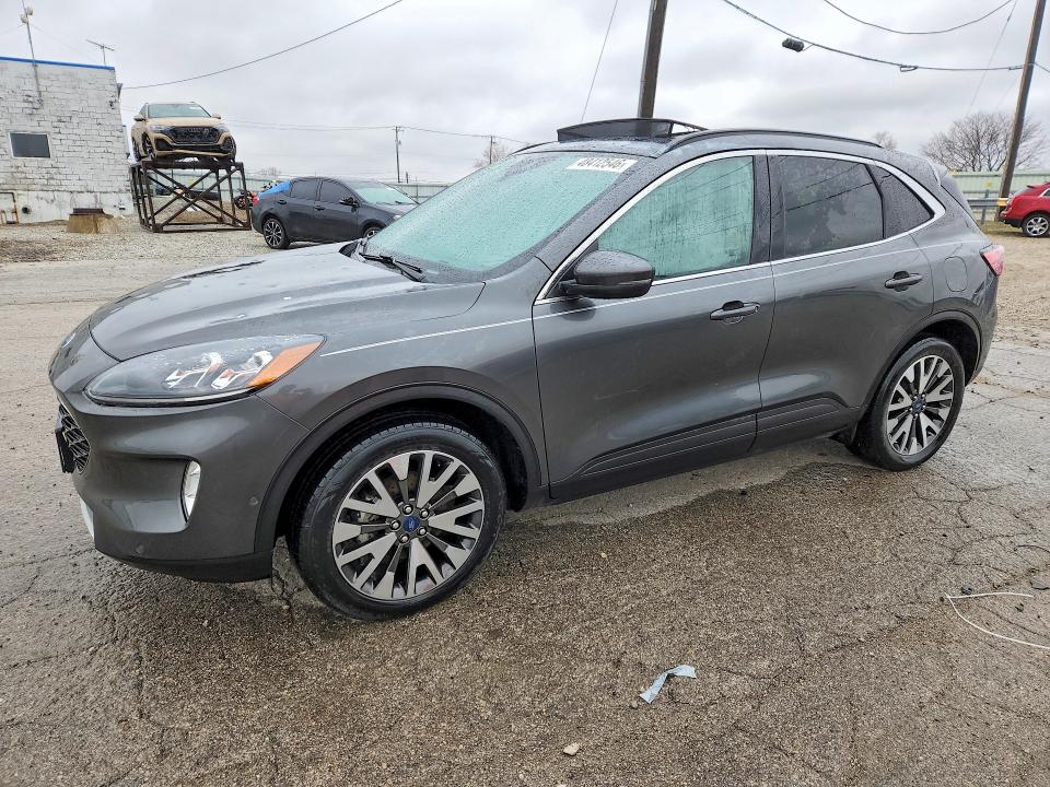 2020 Ford Escape მანქანა იყიდება აუქციონზე, vin: 1FMCU9J99LUA61391, აუქციონის ნომერი: 48412546
