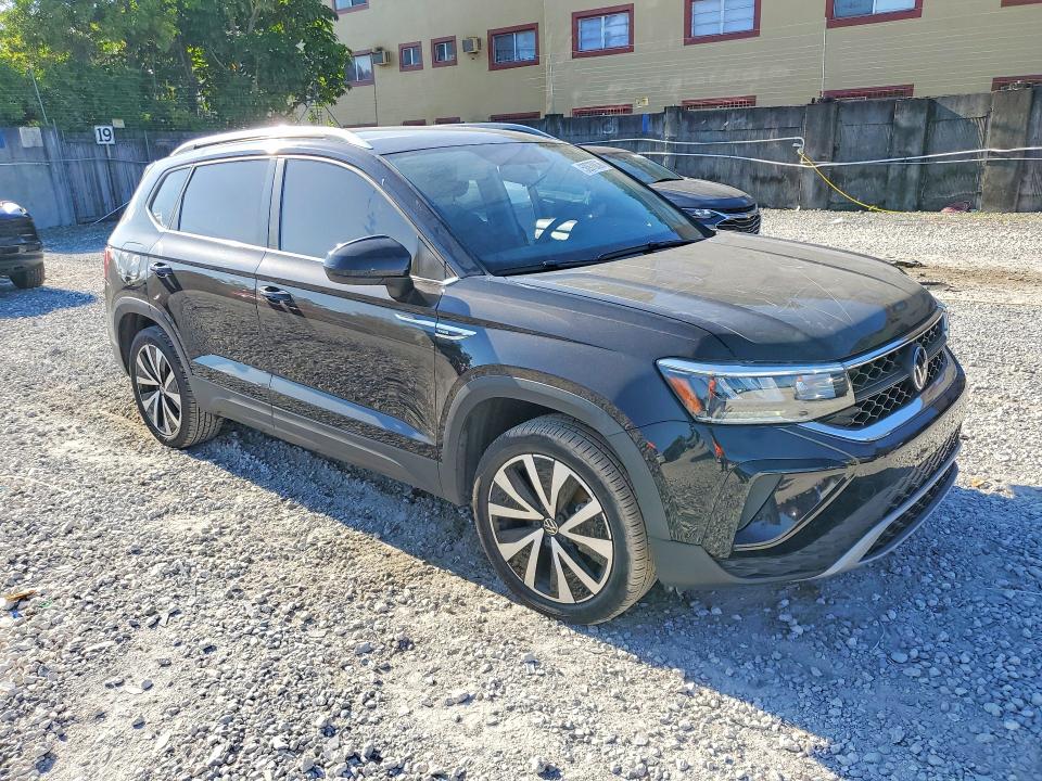 2022 Volkswagen Taos მანქანა იყიდება აუქციონზე, vin: 3VVRX7B23NM098750, აუქციონის ნომერი: 50976836