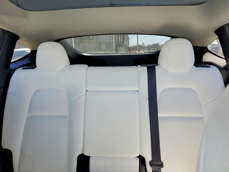 49656306 :رقم المزاد ، 7SAYGDEF0NF397305 vin ، 2022 Tesla Model Y مزاد بيع