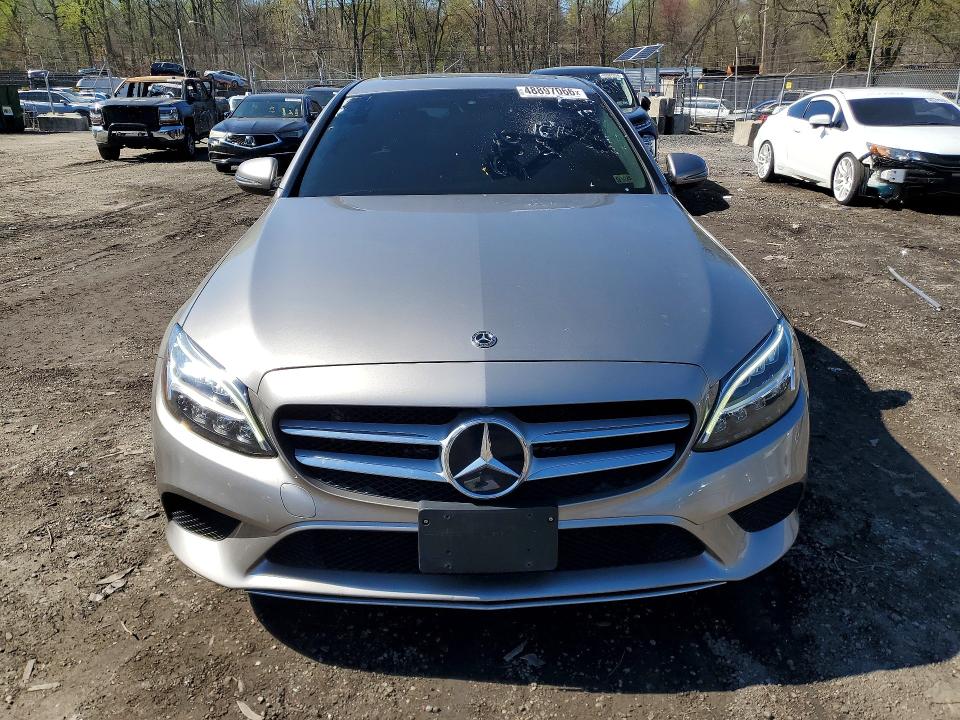 48897066 :رقم المزاد ، 55SWF8EB8KU299922 vin ، 2019 Mercedes-benz C مزاد بيع