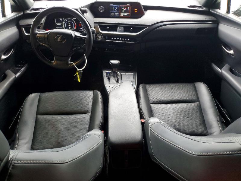 50521126 :رقم المزاد ، JTHP3JBH9L2021905 vin ، 2020 Lexus Ux مزاد بيع