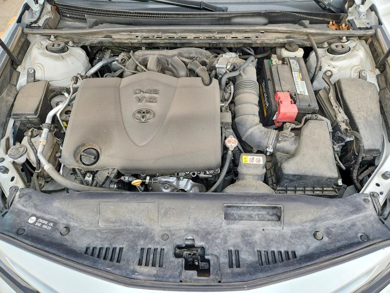 49446926 :رقم المزاد ، 4T1BZ1HK4KU507680 vin ، 2019 Toyota Camry مزاد بيع