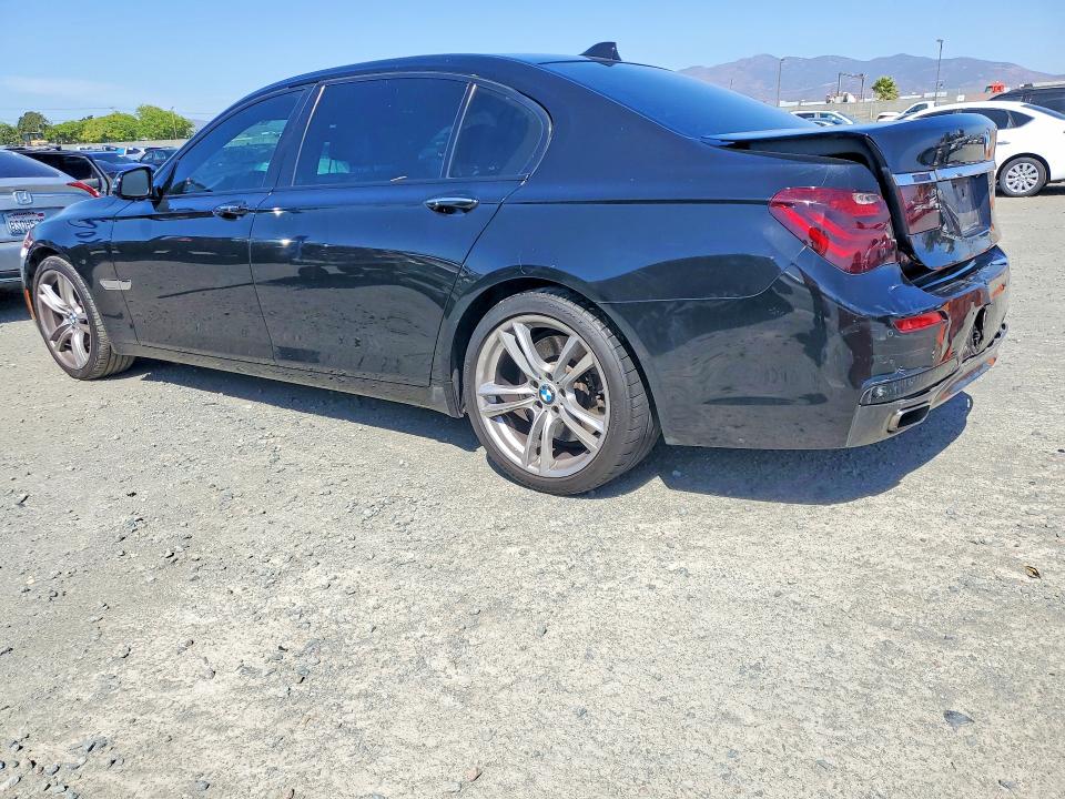 51526446 :رقم المزاد ، WBAYE8C56FD780840 vin ، 2015 Bmw 750 مزاد بيع