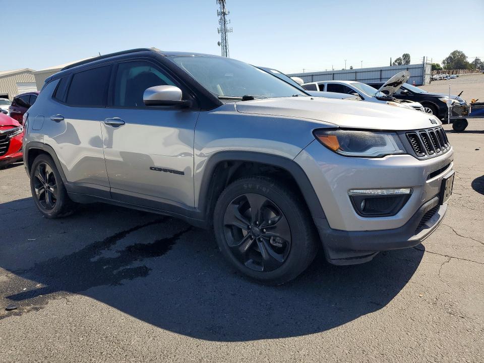 51710786 :رقم المزاد ، 3C4NJCBB0KT716146 vin ، 2019 Jeep Compass مزاد بيع