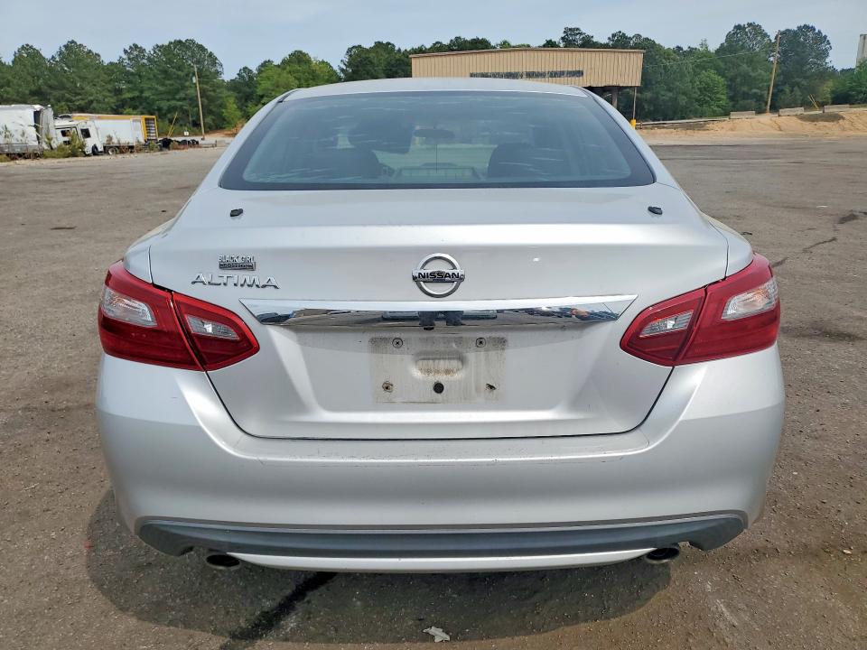 2018 Nissan Altima მანქანა იყიდება აუქციონზე, vin: 1N4AL3APXJC258296, აუქციონის ნომერი: 49812046