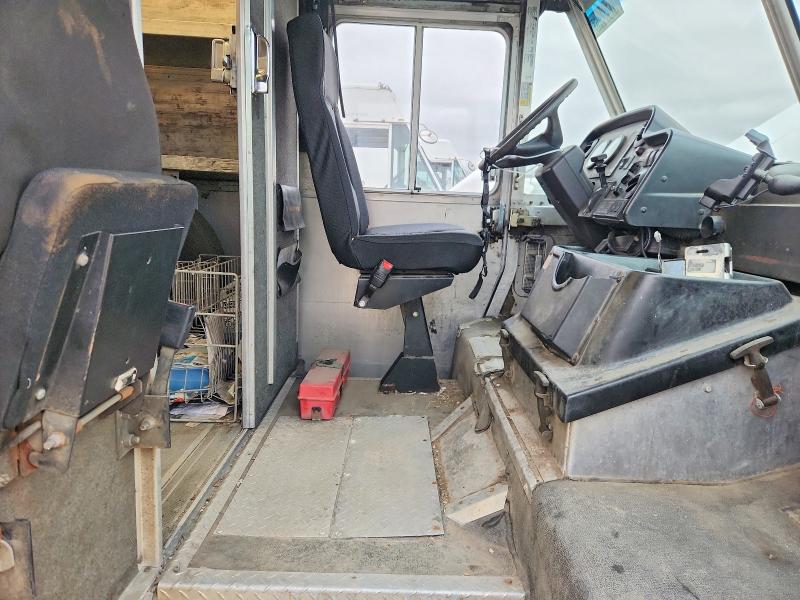 2008 Freightliner Chassis მანქანა იყიდება აუქციონზე, vin: 4UZAANDU48CZ63534, აუქციონის ნომერი: 47598446