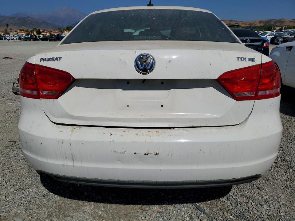 49855776 :رقم المزاد ، 1VWBN7A3XCC075493 vin ، 2012 Volkswagen Passat مزاد بيع