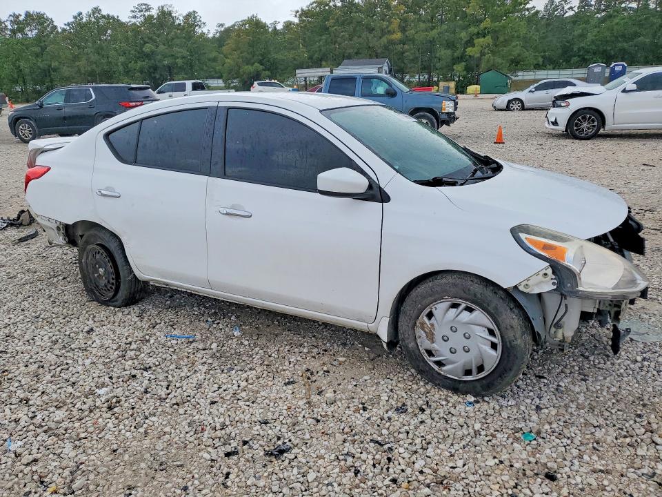 2015 Nissan Versa მანქანა იყიდება აუქციონზე, vin: 3N1CN7AP2FL904059, აუქციონის ნომერი: 50730856