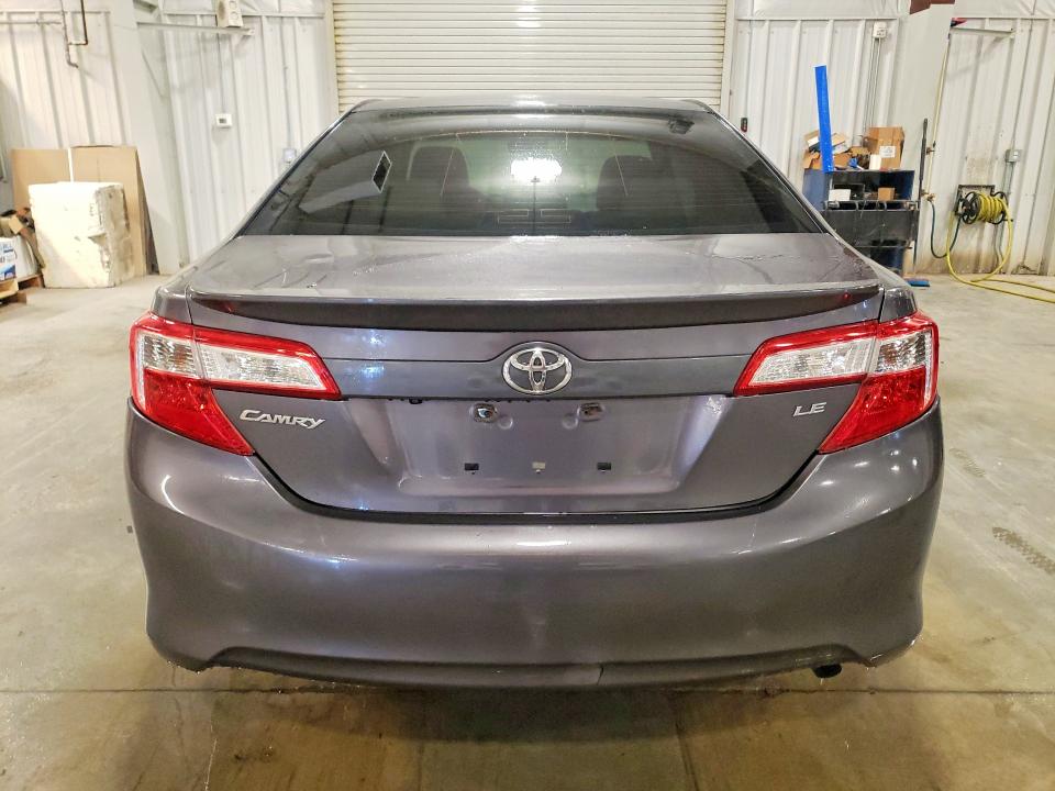 51979586 :رقم المزاد ، 4T4BF1FK8ER374928 vin ، 2014 Toyota Camry مزاد بيع