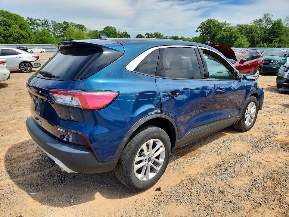 2020 Ford Escape მანქანა იყიდება აუქციონზე, vin: 1FMCU9G64LUB65512, აუქციონის ნომერი: 48660286