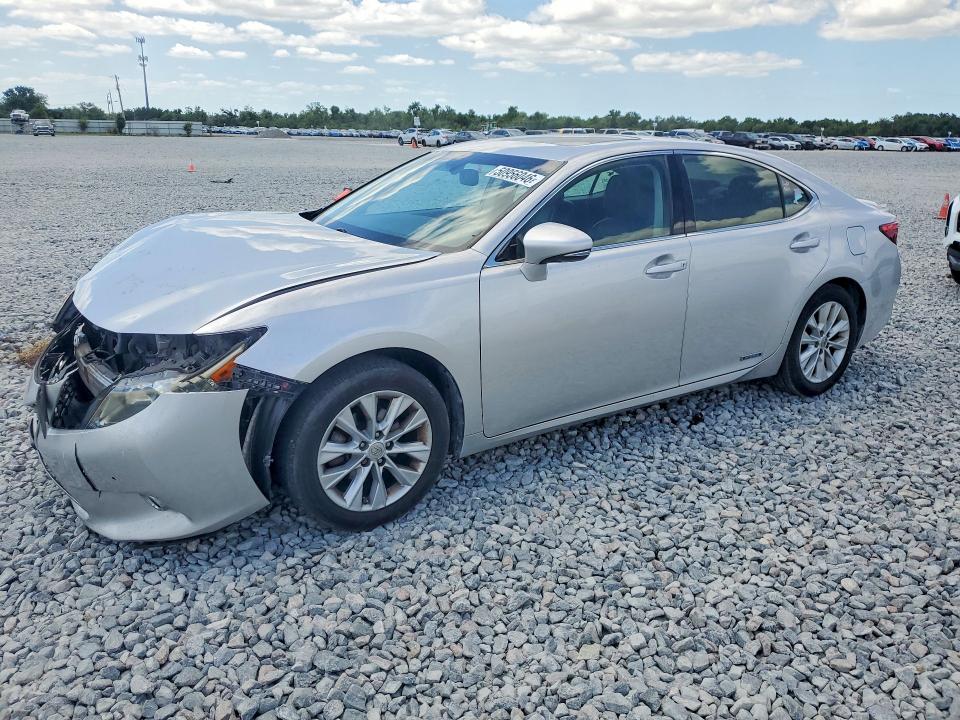 50956046 :رقم المزاد ، JTHBW1GG1D2013302 vin ، 2013 Lexus Es مزاد بيع