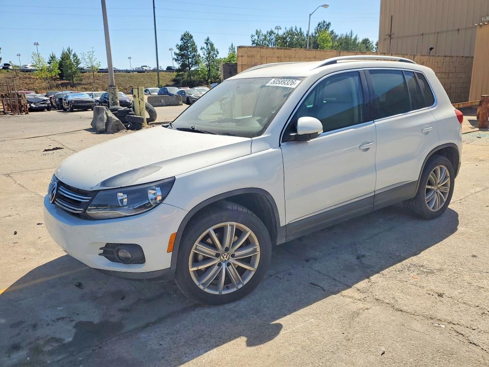 2014 Volkswagen Tiguan მანქანა იყიდება აუქციონზე, vin: WVGAV3AX5EW553715, აუქციონის ნომერი: 50589326