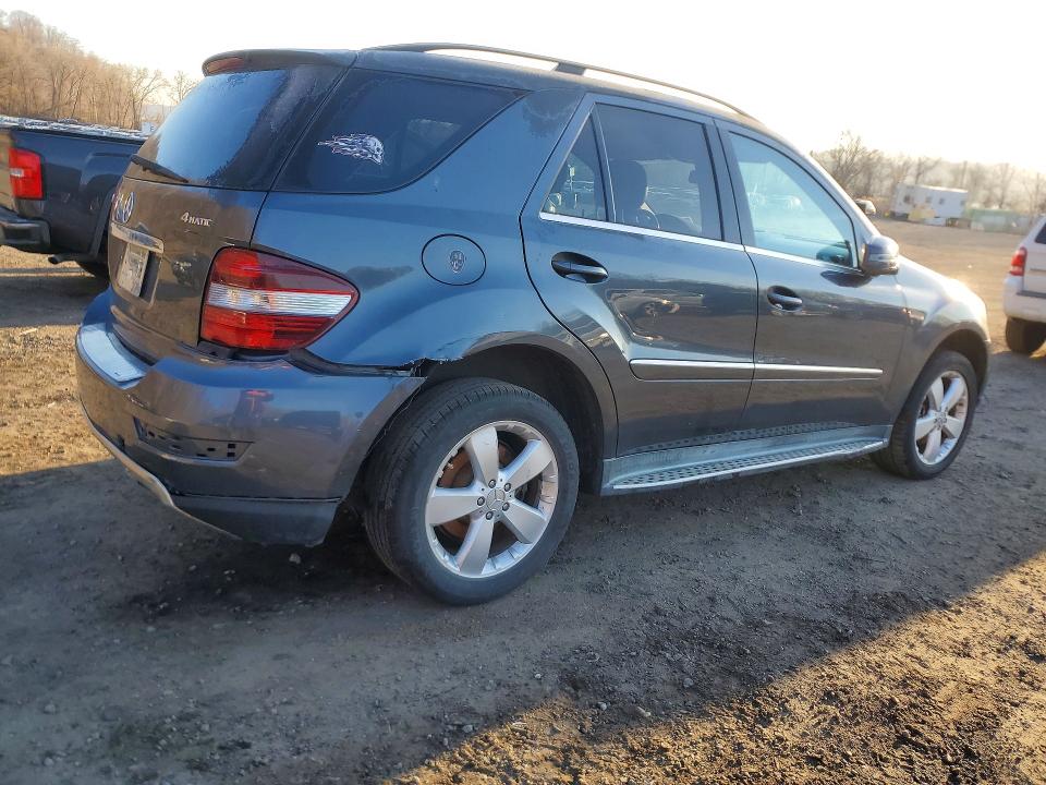 2011 Mercedes-benz Ml მანქანა იყიდება აუქციონზე, vin: 4JGBB8GB7BA702933, აუქციონის ნომერი: 49045006