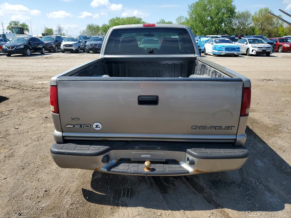 51382766 :رقم المزاد ، 1GCCS19W728264065 vin ، 2002 Chevrolet S Truck مزاد بيع