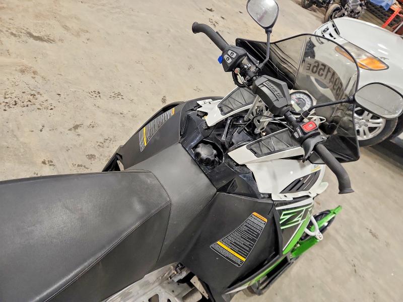 2016 Arctic Cat Snowmobile მანქანა იყიდება აუქციონზე, vin: 4UF16SNW4GT101765, აუქციონის ნომერი: 50594156