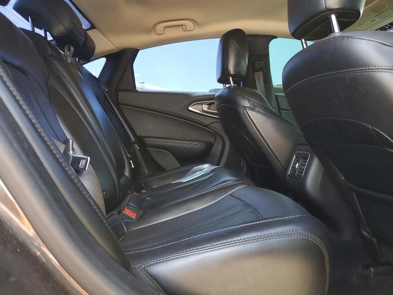 Продажа на аукционе авто 2016 Chrysler 200, vin: 1C3CCCCB3GN135123, номер лота: 51044186