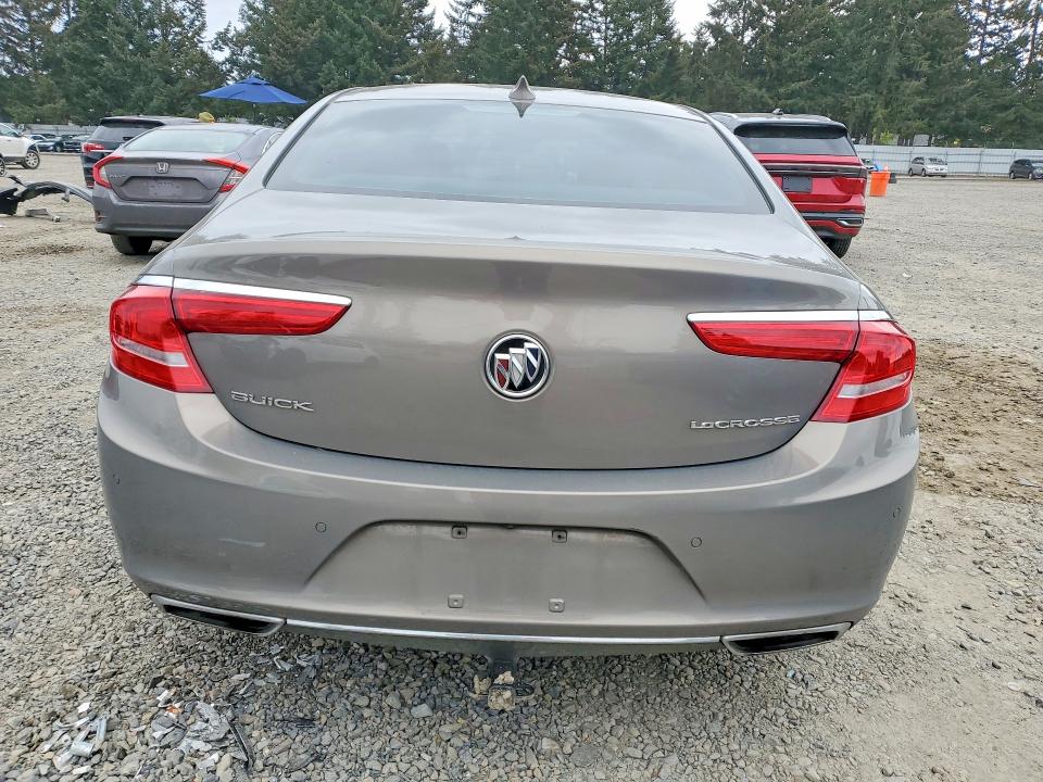 51293166 :رقم المزاد ، 1G4ZR5SS1HU172207 vin ، 2017 Buick Lacrosse مزاد بيع