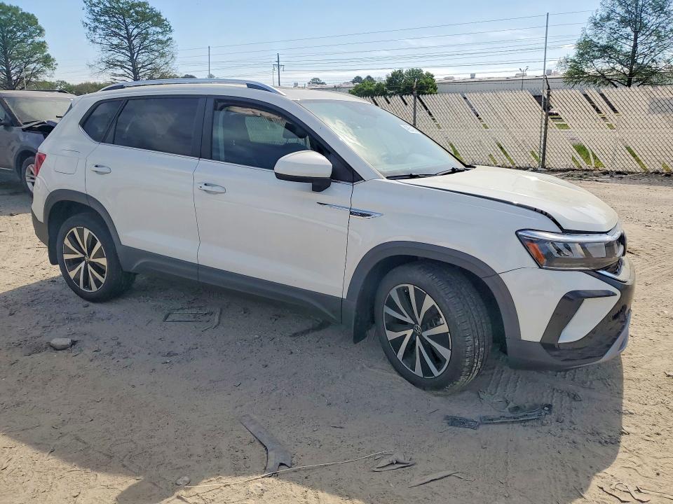 Auction sale of the 2022 Volkswagen Taos, vin: 3VVPX7B26NM098670, lot number: 49854256