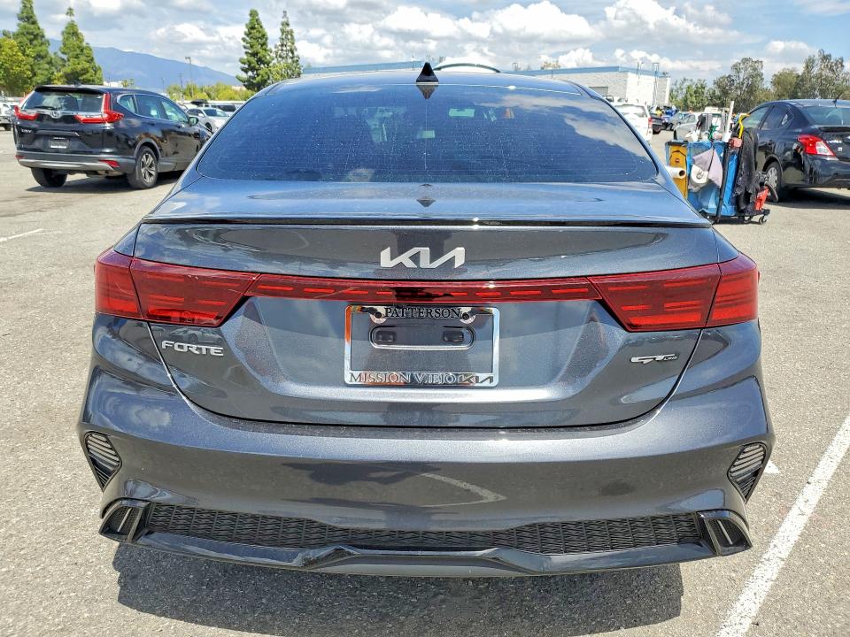 2023 Kia Forte მანქანა იყიდება აუქციონზე, vin: 3KPF54AD0PE688796, აუქციონის ნომერი: 49633346