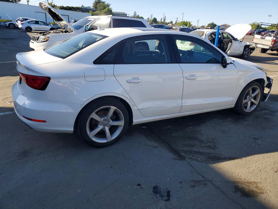 Продажа на аукционе авто 2016 Audi A3, vin: WAUA7GFF9G1054239, номер лота: 50260716