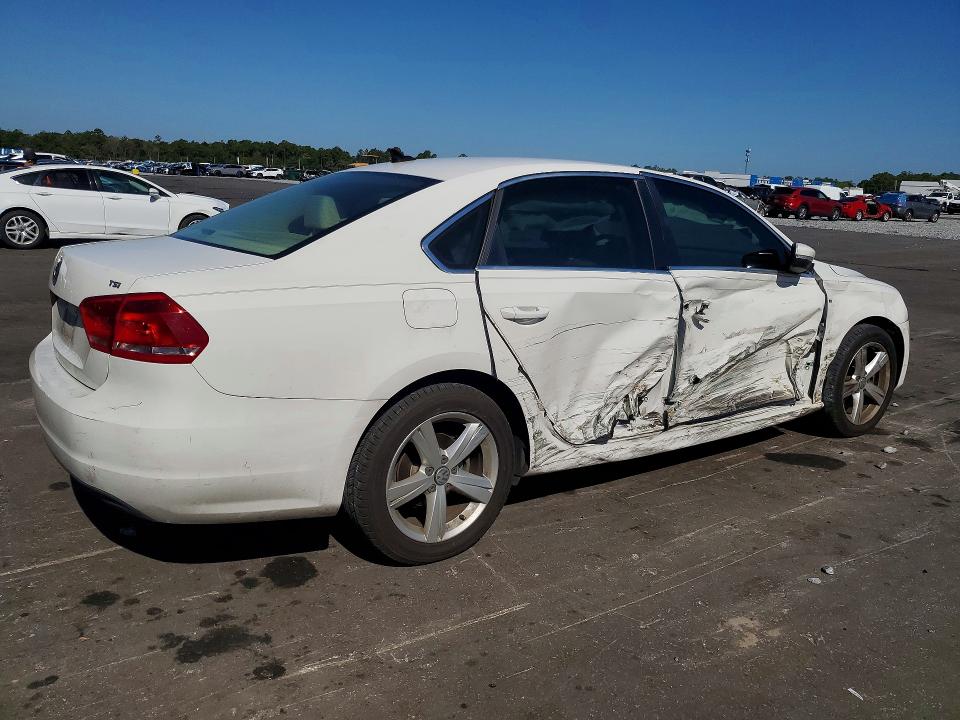 50398286 :رقم المزاد ، 1VWAS7A36FC109261 vin ، 2015 Volkswagen Passat مزاد بيع