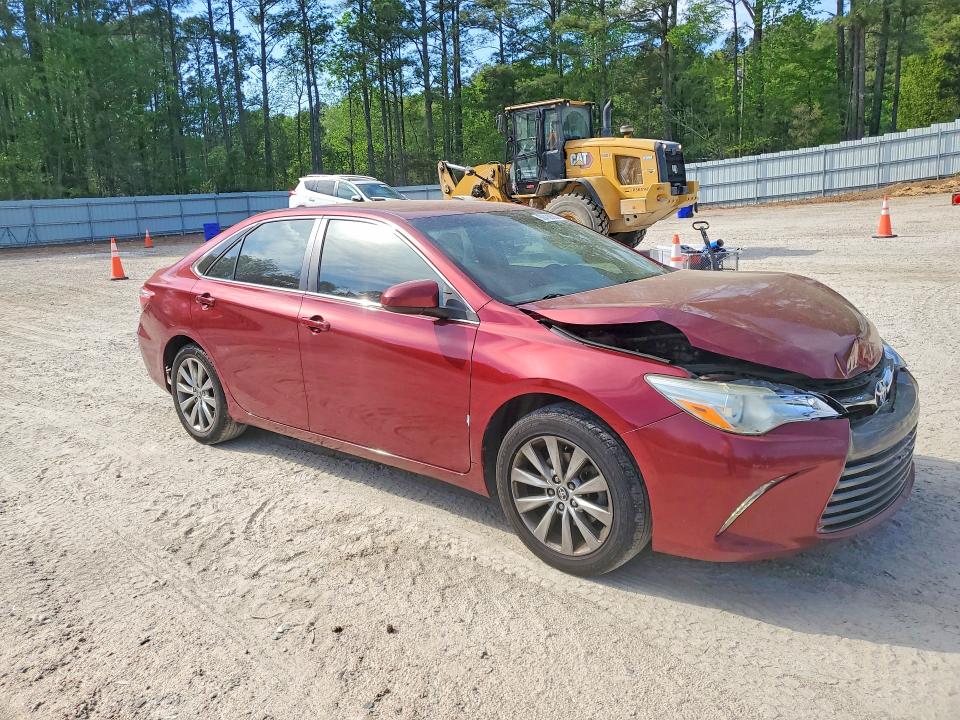 50428526 :رقم المزاد ، 4T1BF1FK2GU611605 vin ، 2016 Toyota Camry مزاد بيع