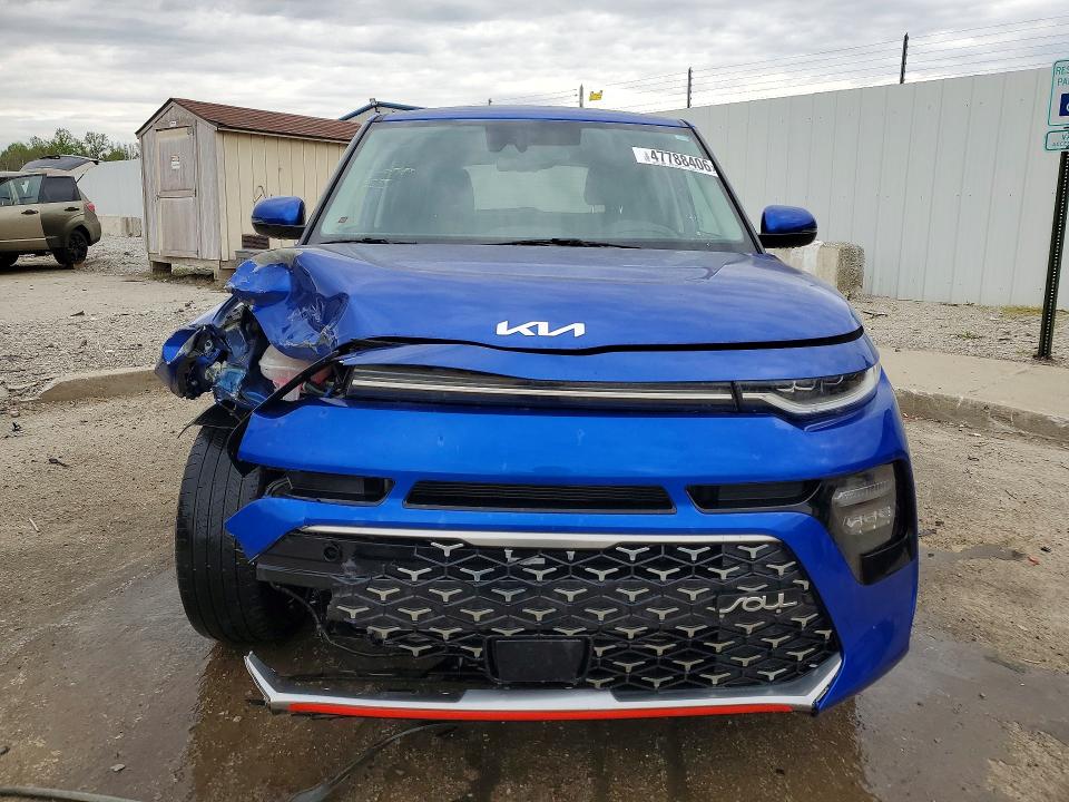 47788406 :رقم المزاد ، KNDJ53AF9N7818562 vin ، 2022 Kia Soul مزاد بيع