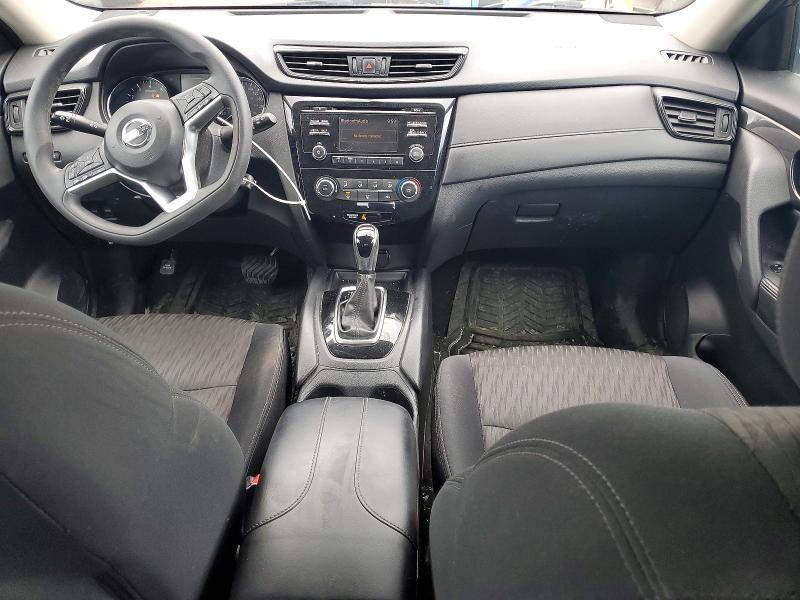 47647766 :رقم المزاد ، 5N1AT2MT2HC823353 vin ، 2017 Nissan Rogue مزاد بيع