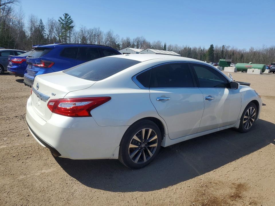 2017 Nissan Altima მანქანა იყიდება აუქციონზე, vin: 1N4AL3AP5HC287117, აუქციონის ნომერი: 49238096