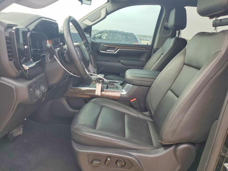 Продажа на аукционе авто 2025 Chevrolet Silverado, vin: 3GCUKFEL7SG233700, номер лота: 51647756