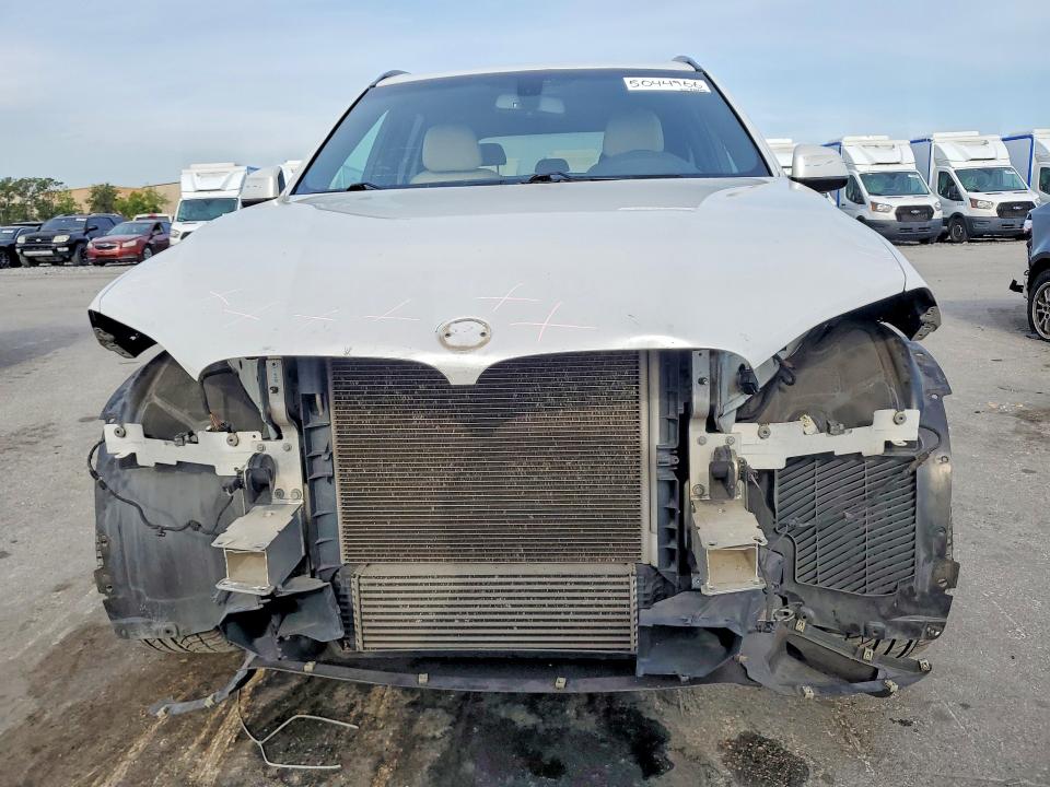 Продаж на аукціоні авто 2015 Bmw X5, vin: 5UXKR0C53F0P06456, номер лоту: 50446966