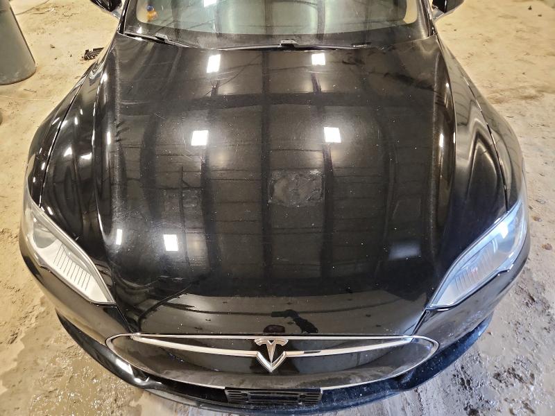 45995746 :رقم المزاد ، 5YJSA1AC3DFP11171 vin ، 2013 Tesla Model S مزاد بيع