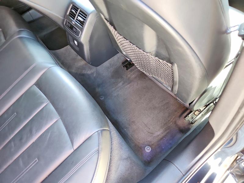 2018 Audi A4 მანქანა იყიდება აუქციონზე, vin: WAULMAF42JA217608, აუქციონის ნომერი: 49063286