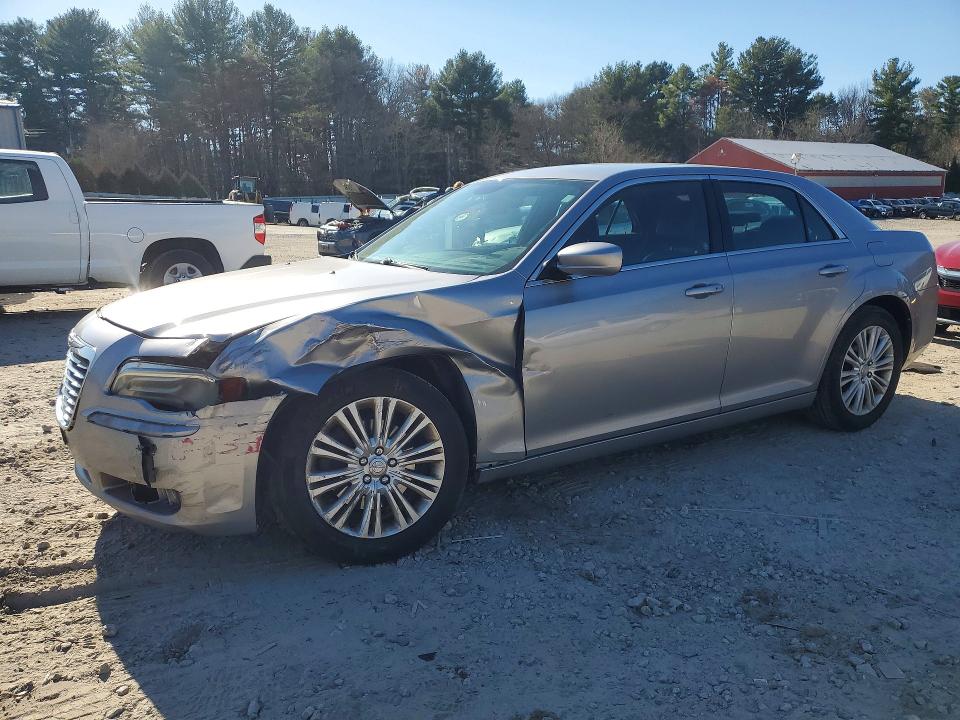 49226106 :رقم المزاد ، 2C3CCARG6EH352890 vin ، 2014 Chrysler 300 مزاد بيع