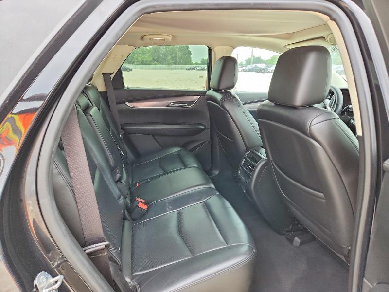 50797776 :رقم المزاد ، 1GYKNBRS8HZ233863 vin ، 2017 Cadillac Xt5 مزاد بيع