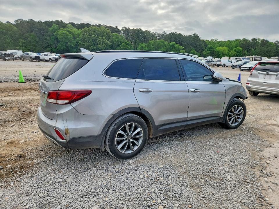 2017 Hyundai Santa Fe მანქანა იყიდება აუქციონზე, vin: KM8SN4HF8HU231206, აუქციონის ნომერი: 49498126