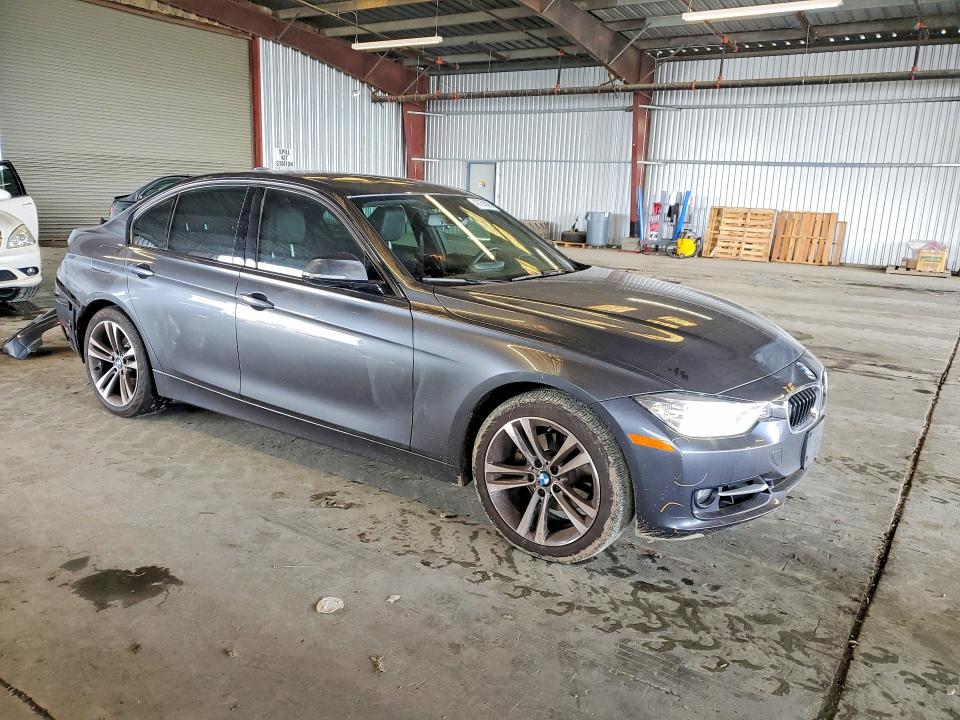 2013 Bmw 328 მანქანა იყიდება აუქციონზე, vin: WBA3B3C5XDF543436, აუქციონის ნომერი: 49750086