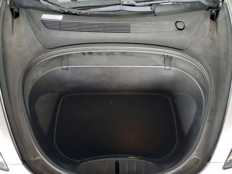 48457236 :رقم المزاد ، 5YJ3E1EA7JF044022 vin ، 2018 Tesla Model 3 مزاد بيع