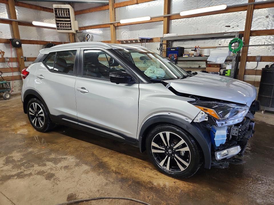 2020 Nissan Kicks მანქანა იყიდება აუქციონზე, vin: 3N1CP5DV1LL563693, აუქციონის ნომერი: 50072146