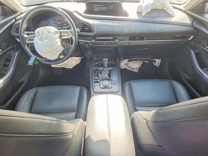 49042996 :رقم المزاد ، 3MVDMBBL8MM310939 vin ، 2021 Mazda Cx-30 مزاد بيع